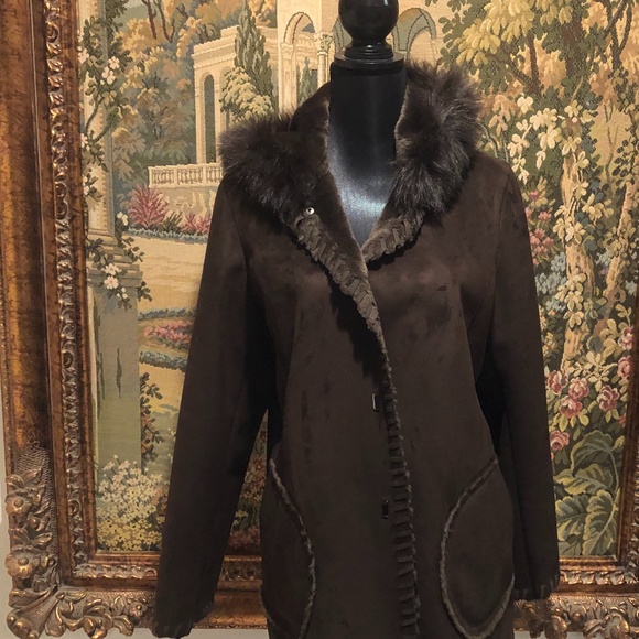 1 Madison Women's Fur Hooded Jacket BEAUTIFUL - Picture 1 of 7